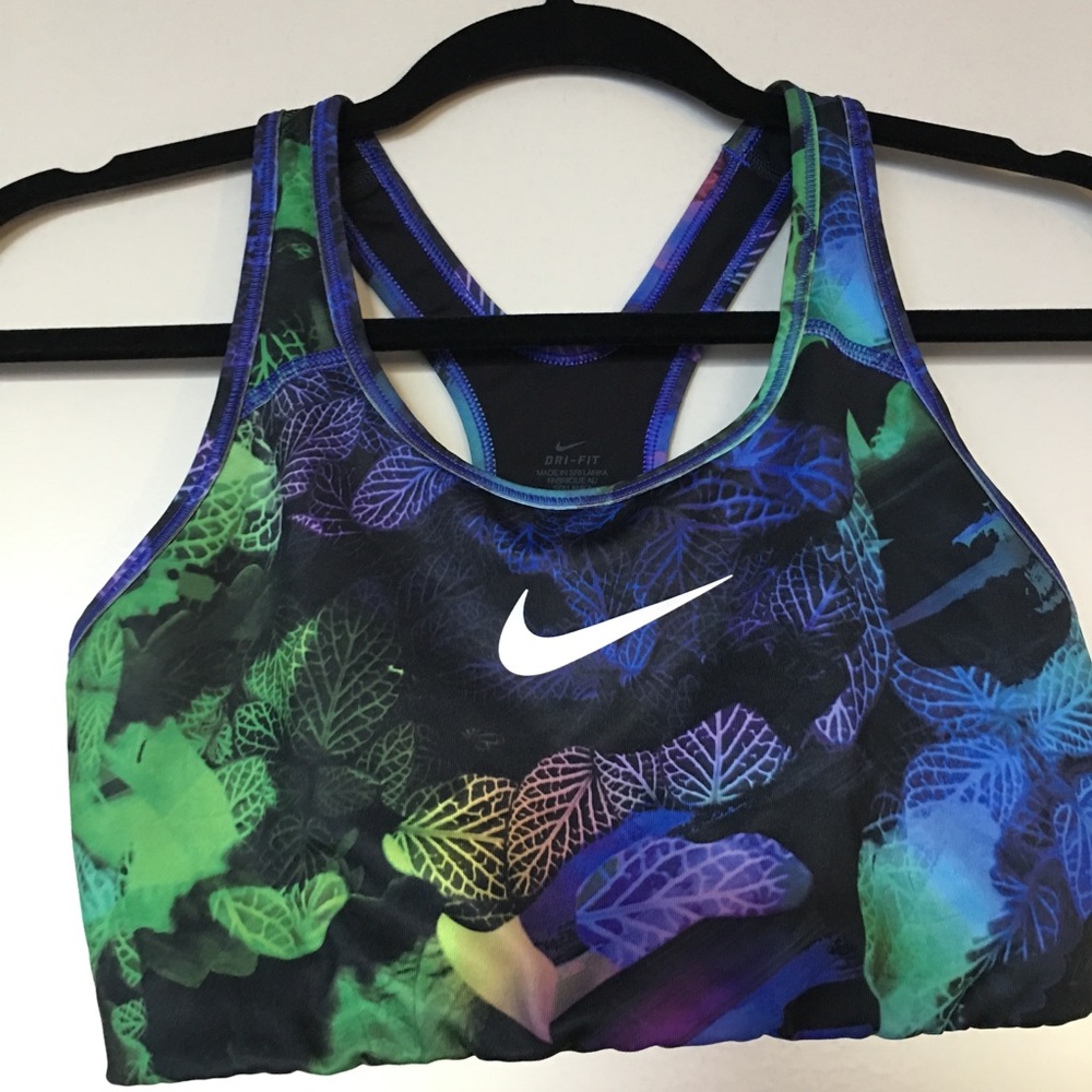 Nike sports bra